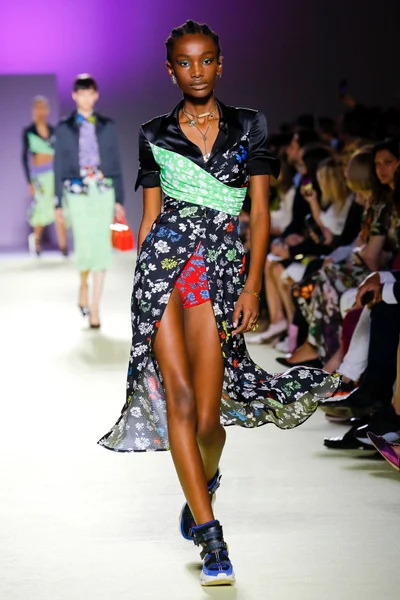 Look 21